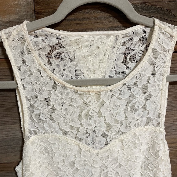 🍁Express Lace Dress - Picture 5 of 8